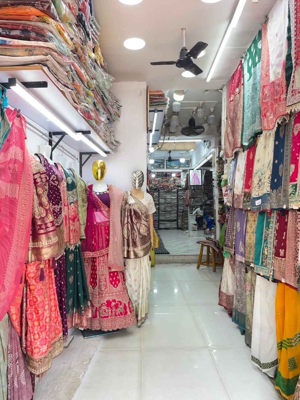 Aaradhna Saree Bodeli - Inside the shop
